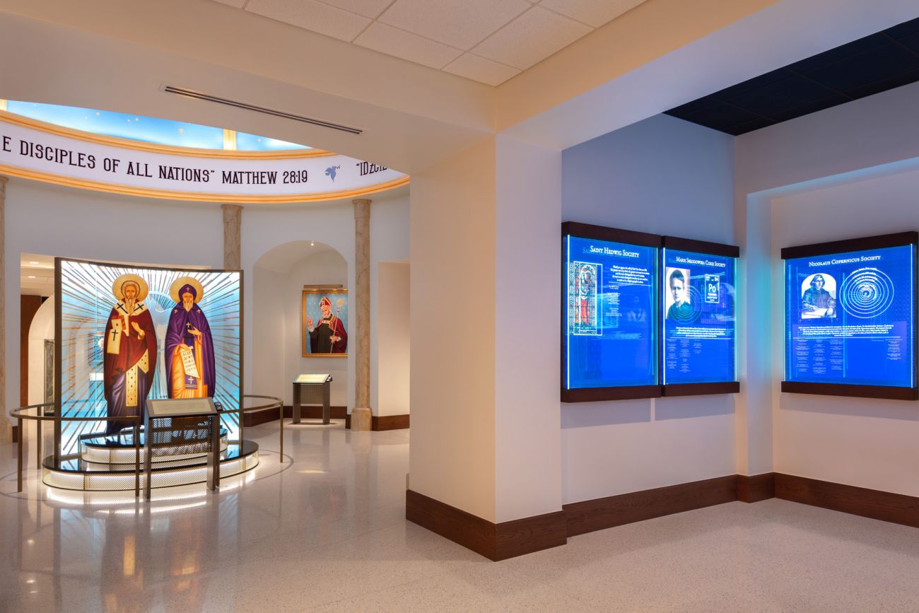 Lobby Rotunda
